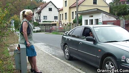 بر روی صورت فیلمسکسیالکسیستگزاس است, , ویدئو پورنو, سگ ماده آغشته